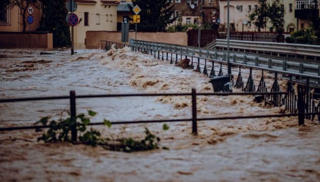 Польща має намір оголосити режим надзвичайної ситуації через стихійні лиха.